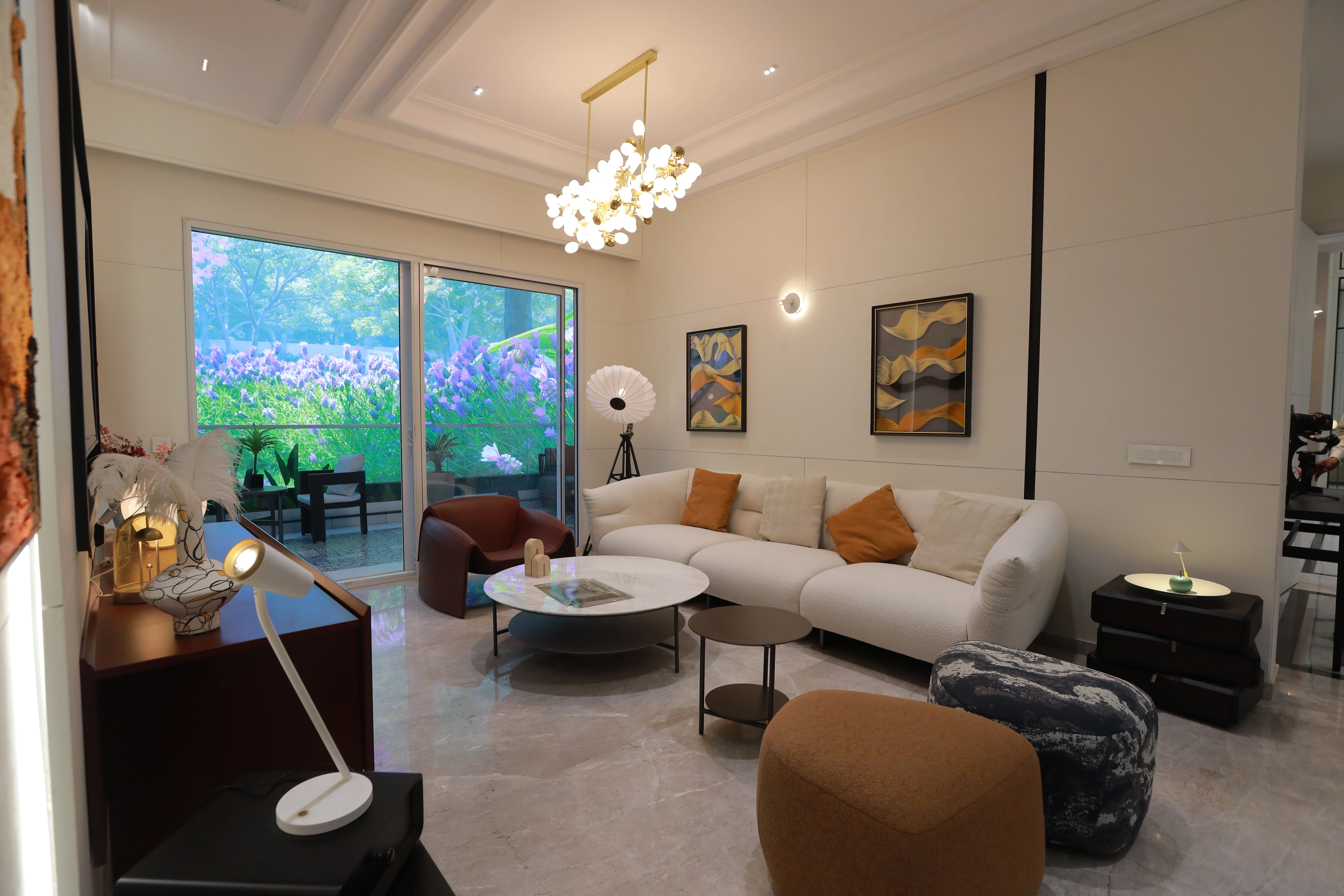 Gallery 10